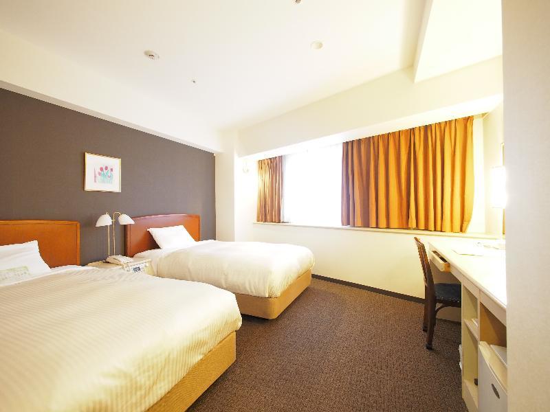 Yokohama Isezakicho Washington Hotel Buitenkant foto