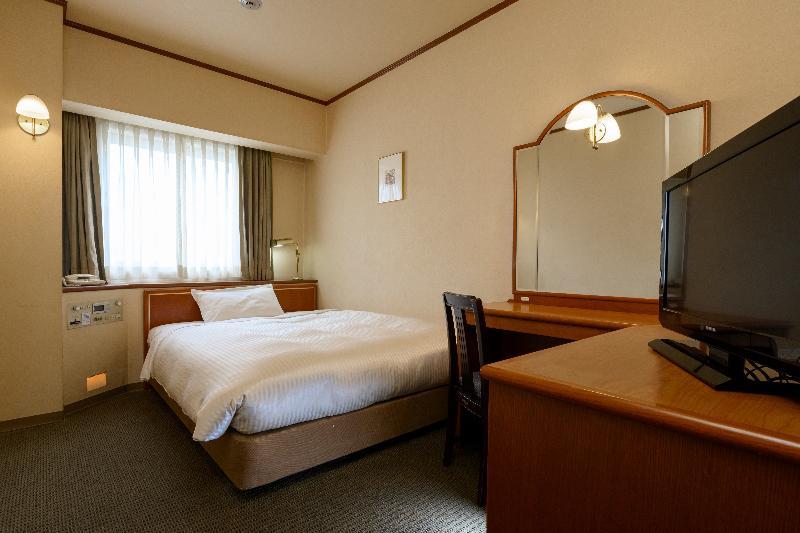 Yokohama Isezakicho Washington Hotel Buitenkant foto